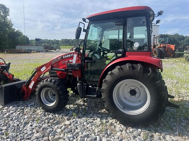 Image of Case IH Farmall 45C equipment image 3
