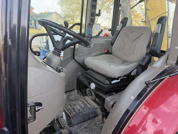 Image of Case IH Farmall 45C equipment image 1