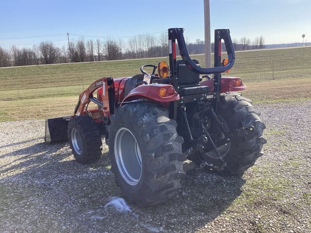 Image of Case IH Farmall 45C equipment image 4