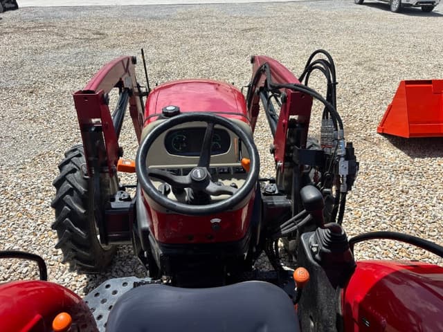 Image of Case IH Farmall 50A equipment image 4
