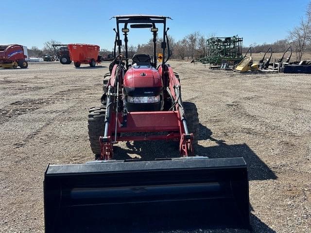 Image of Case IH Farmall 55C equipment image 3