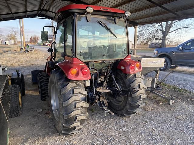 Image of Case IH Farmall 55C equipment image 3