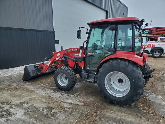 Image of Case IH Farmall 55C equipment image 4