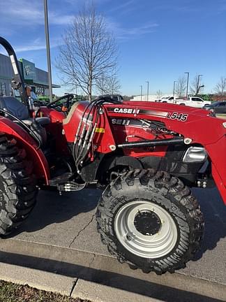 Image of Case IH Farmall 60A equipment image 4