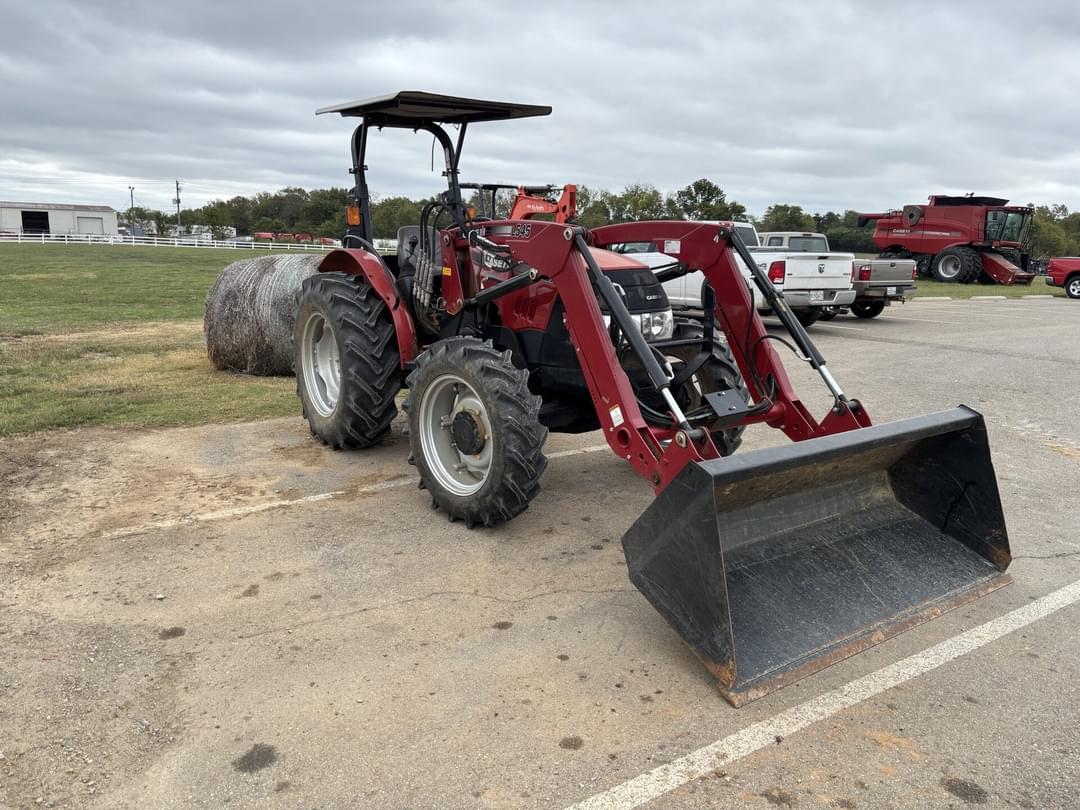 Image of Case IH Farmall 70A Primary image