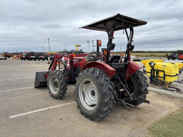 Image of Case IH Farmall 70A equipment image 4