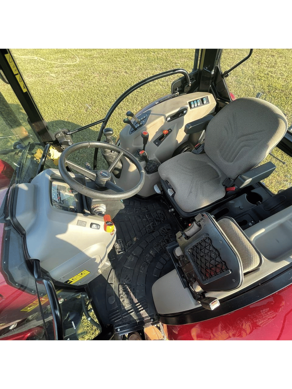 Main image Case IH Farmall 75A