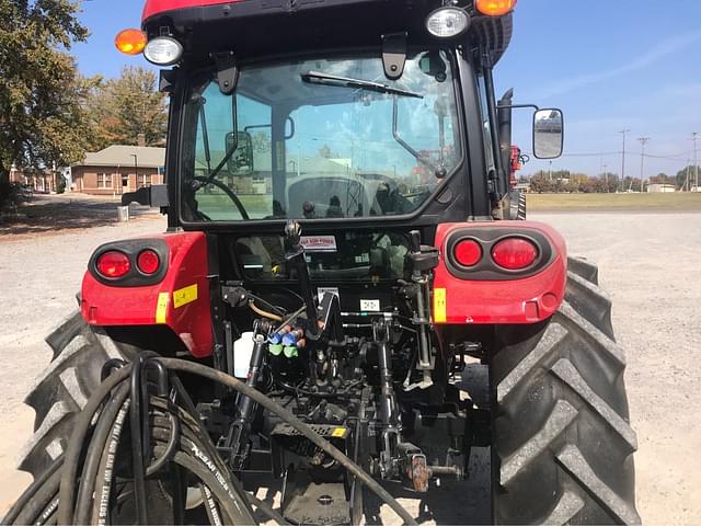 Image of Case IH Farmall 75A equipment image 3