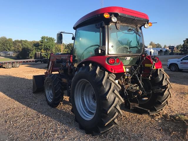 Image of Case IH Farmall 75A equipment image 4