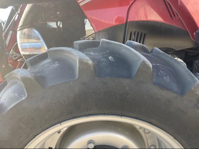 Image of Case IH Farmall 75C equipment image 4