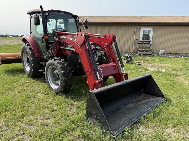Image of Case IH Farmall 75C equipment image 3