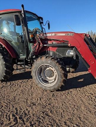 Image of Case IH Farmall 75C equipment image 4