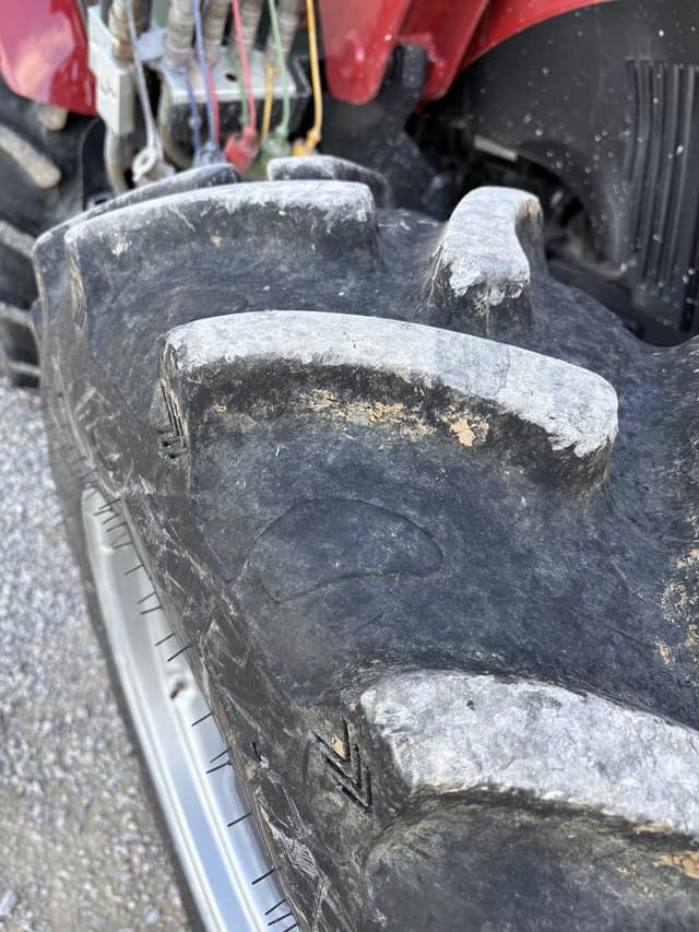 Image of Case IH Farmall 75C equipment image 4