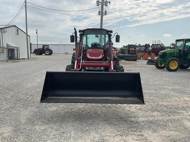 Image of Case IH Farmall 75C equipment image 2