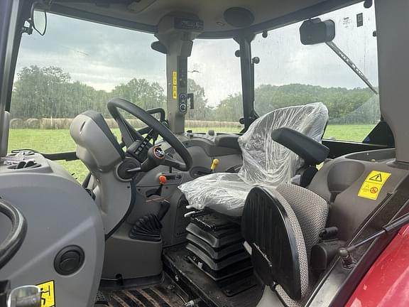 Image of Case IH Farmall 75C equipment image 2