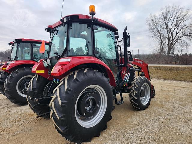 Image of Case IH Farmall 75C equipment image 4