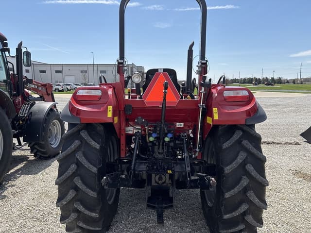Image of Case IH Farmall 75C equipment image 2