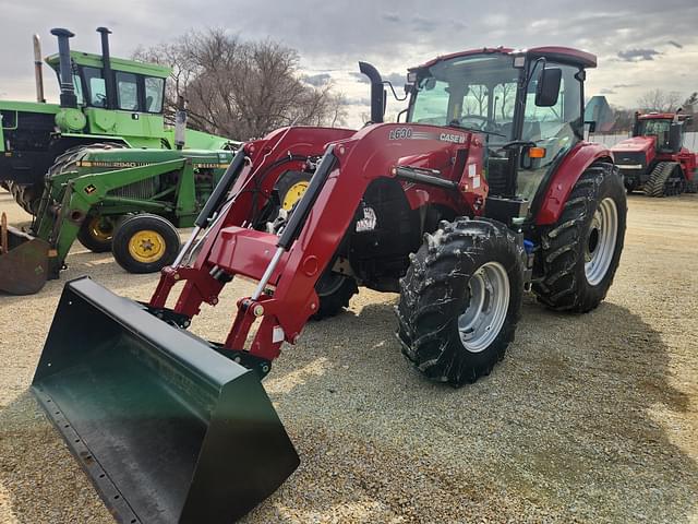 Image of Case IH Farmall 90C equipment image 1