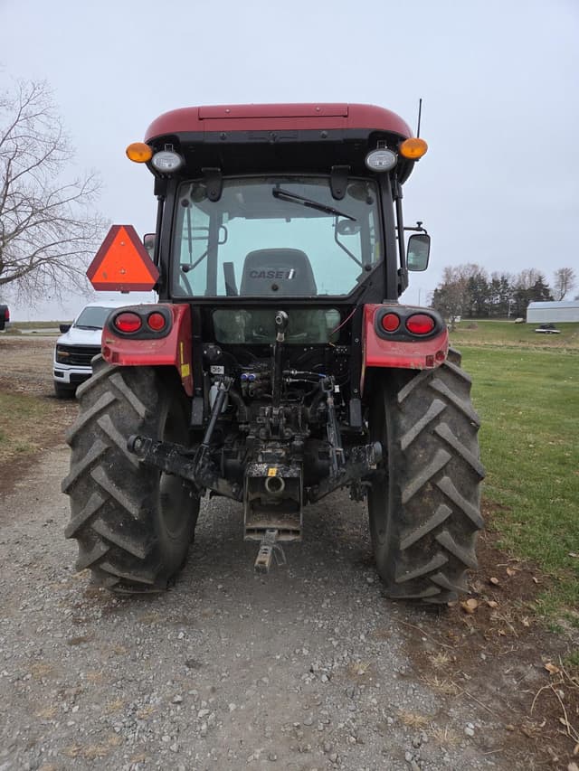 Image of Case IH Farmall 95A equipment image 3