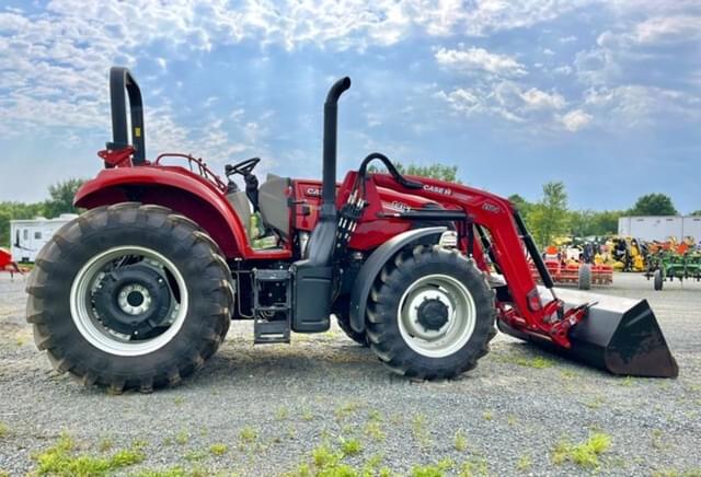 Image of Case IH Farmall 140A equipment image 3