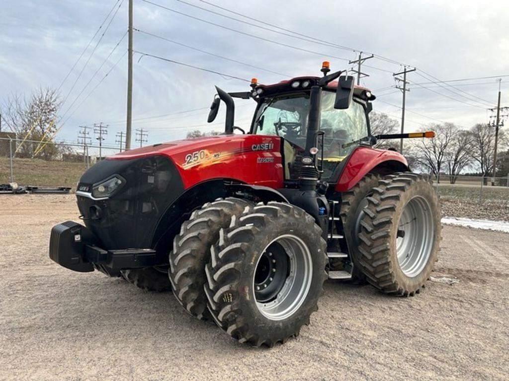 Image of Case IH Magnum 250 Primary image