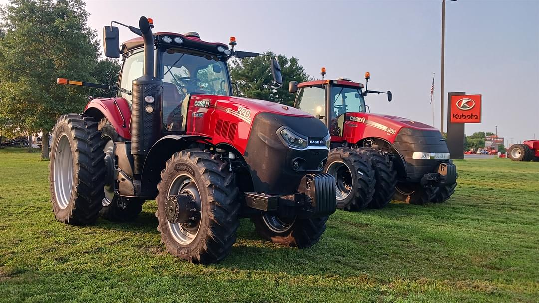 Image of Case IH Magnum 220 Primary image