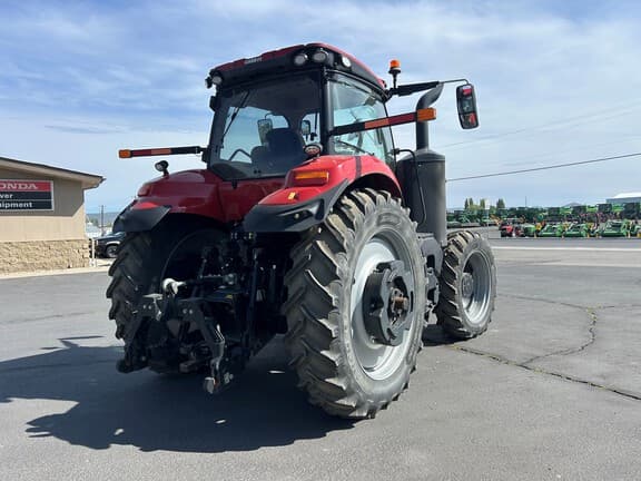 Image of Case IH Magnum 200 equipment image 3