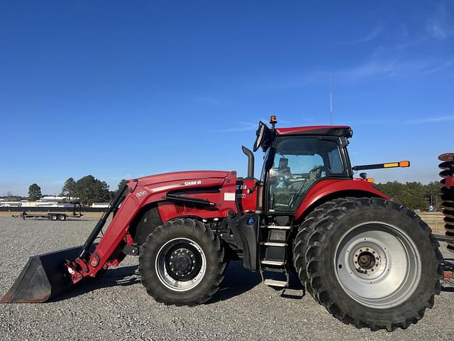 Image of Case IH Magnum 200 equipment image 1