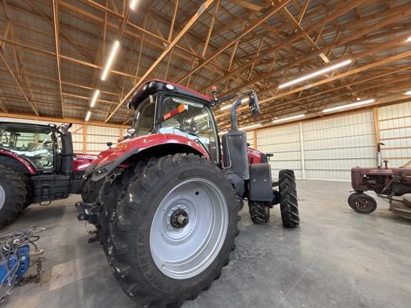 Image of Case IH Magnum 240 equipment image 3