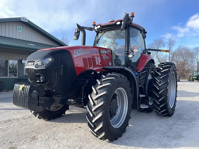 Image of Case IH Magnum 240 equipment image 3