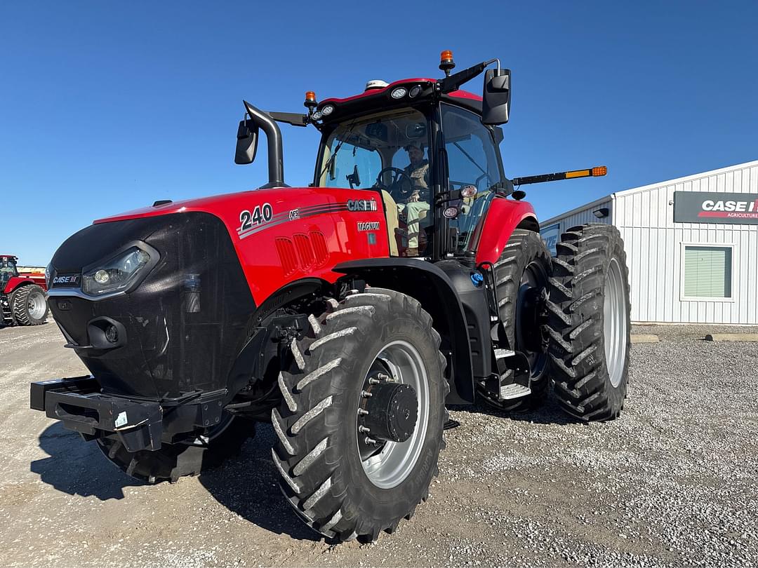 Image of Case IH Magnum 240 Primary image