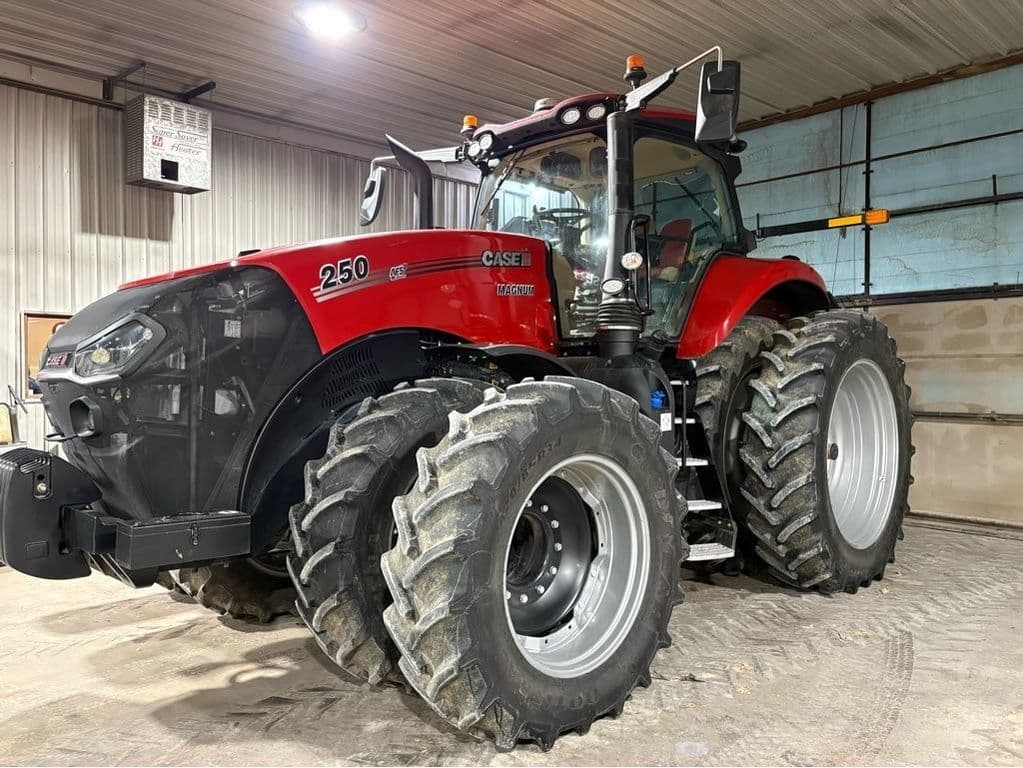Image of Case IH Magnum 250 Primary image