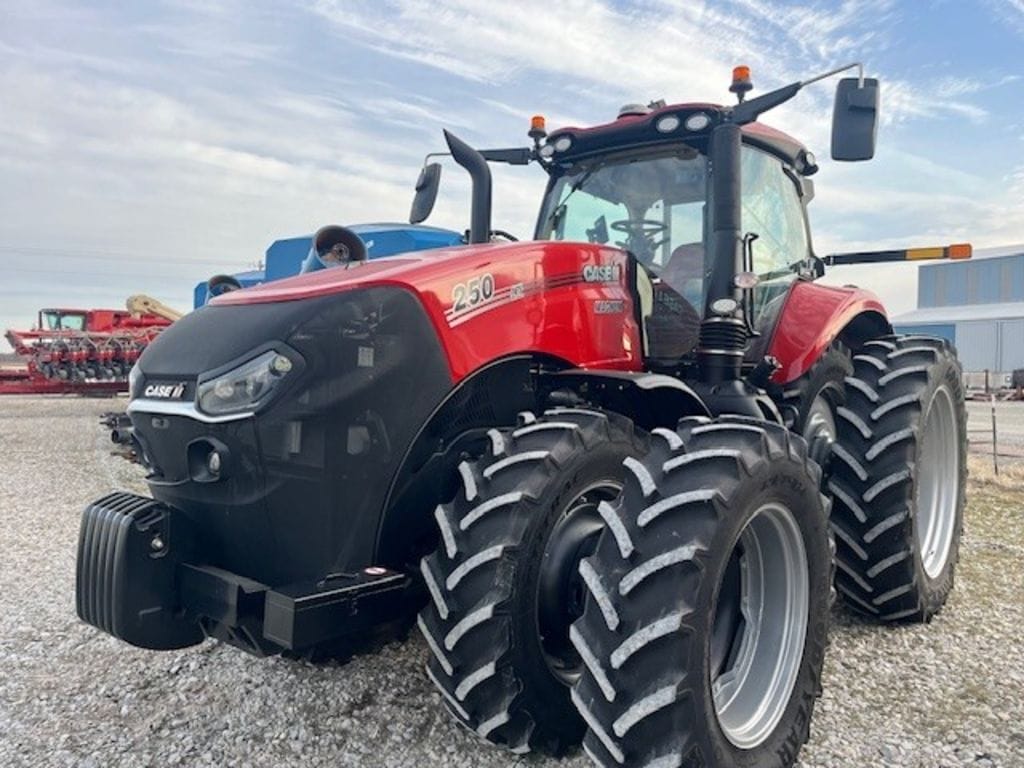2021 Case IH Magnum 250 Equipment Image0