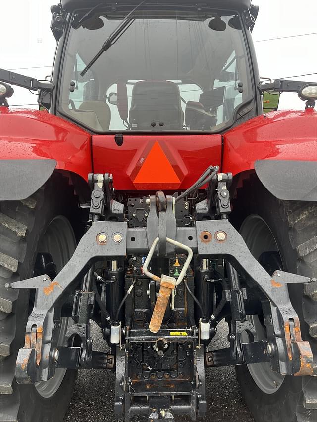 Image of Case IH Magnum 250 equipment image 3