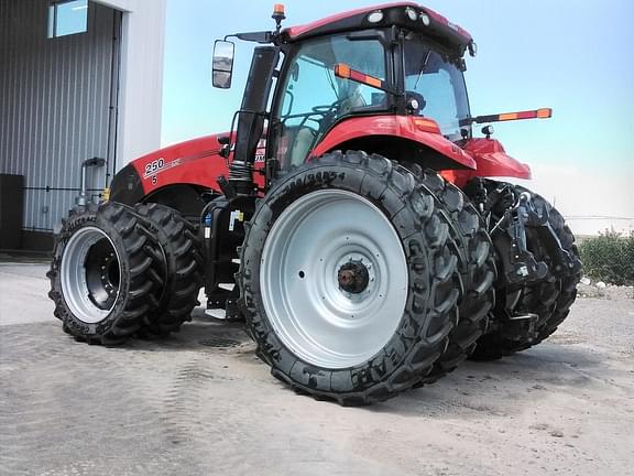 Image of Case IH Magnum 250 equipment image 2