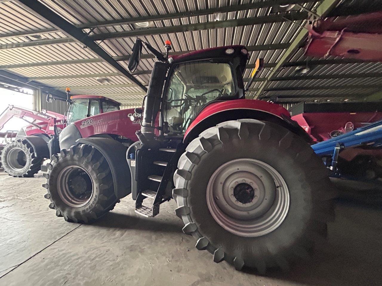 2021 Case IH Magnum 250 Equipment Image0