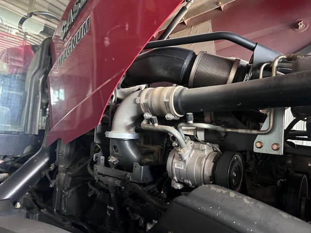Image of Case IH Magnum 250 equipment image 3