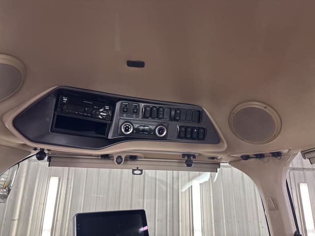 Image of Case IH Magnum 280 equipment image 3