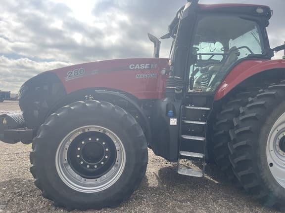 Image of Case IH Magnum 280 equipment image 1