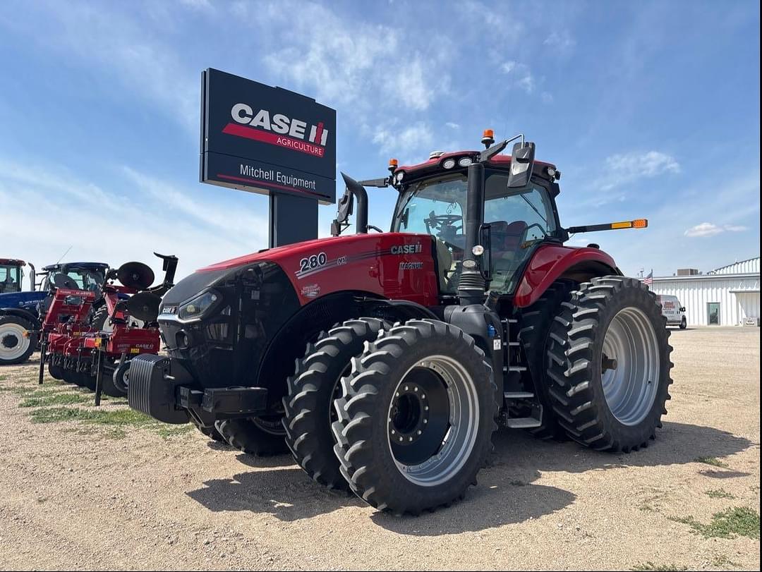 Image of Case IH Magnum 280 Primary image
