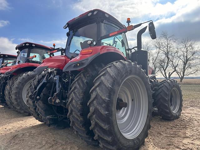 Image of Case IH Magnum 280 equipment image 4