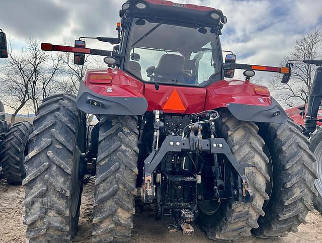 Image of Case IH Magnum 280 equipment image 4