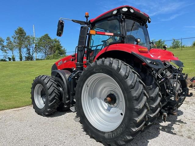 Image of Case IH Magnum 280 equipment image 4