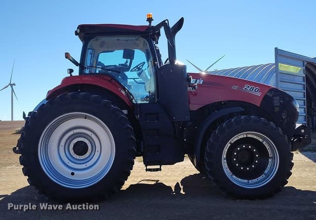 Image of Case IH Magnum 280 equipment image 3