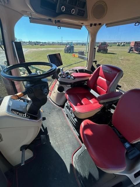 Image of Case IH Magnum 280 equipment image 4