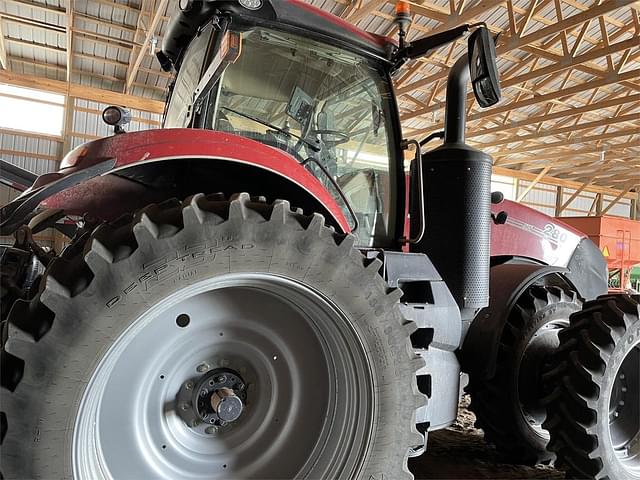 Image of Case IH Magnum 280 equipment image 3