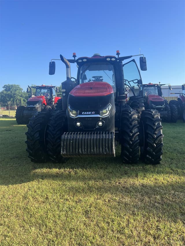 Image of Case IH Magnum 310 equipment image 3
