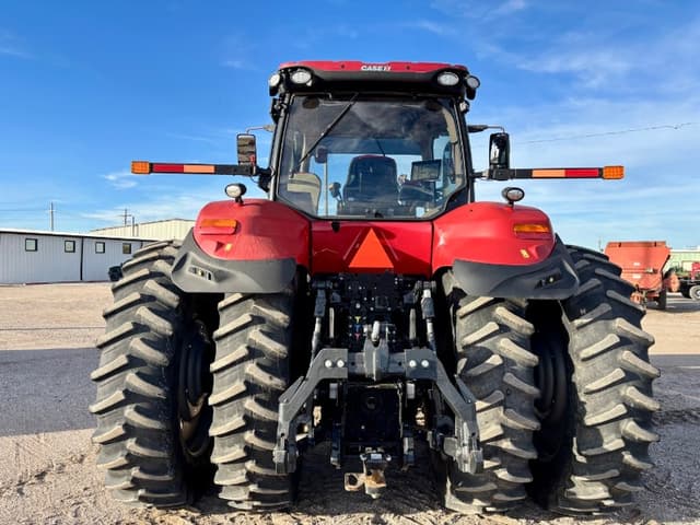 Image of Case IH Magnum 310 equipment image 3