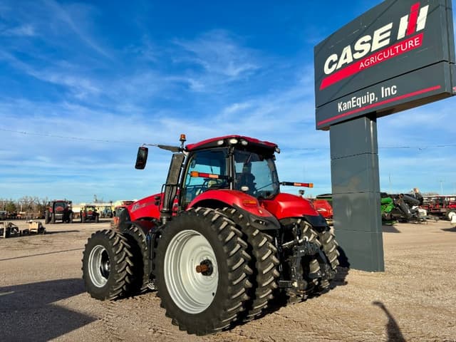 Image of Case IH Magnum 310 equipment image 2