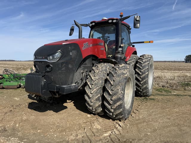 Image of Case IH Magnum 310 equipment image 2